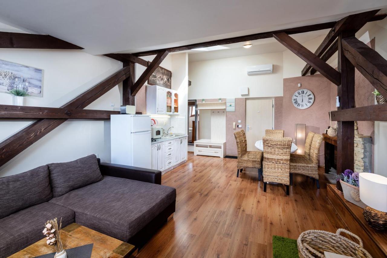 Apartments Sofia Plus Liptovsky Mikulas Ngoại thất bức ảnh