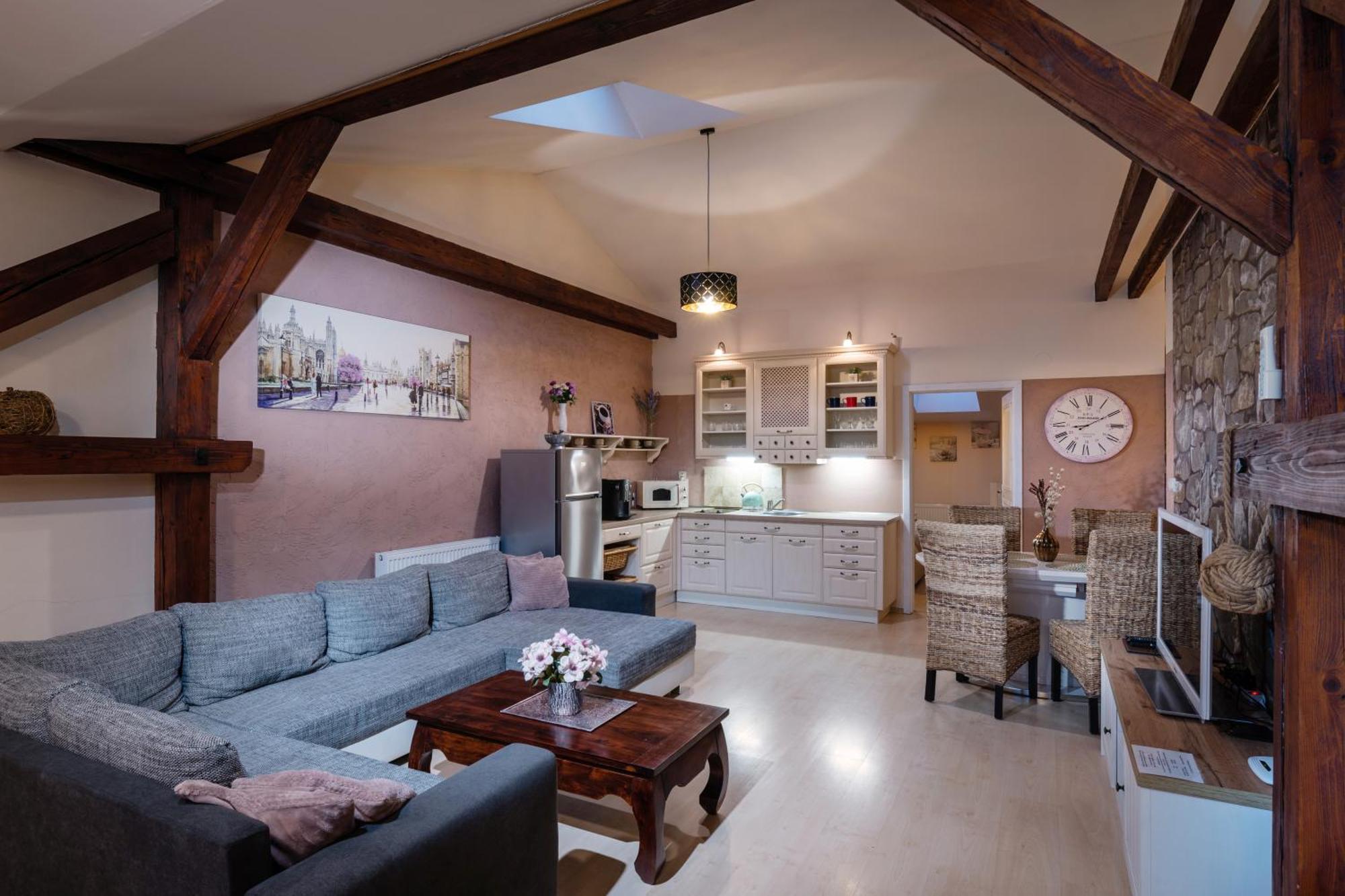 Apartments Sofia Plus Liptovsky Mikulas Ngoại thất bức ảnh